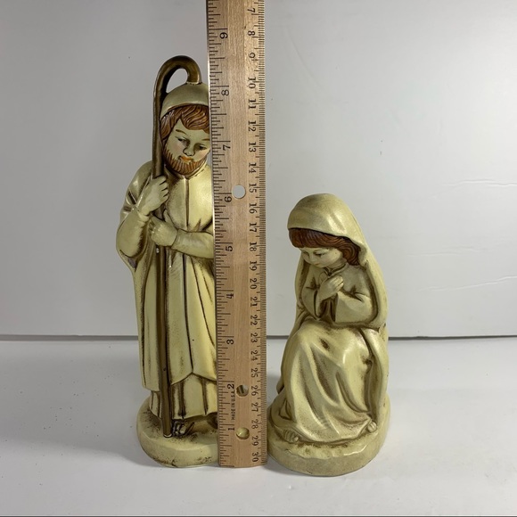 Vintage nativity figurines Mary Joseph Jesus Korea Christmas decor - Picture 10 of 12